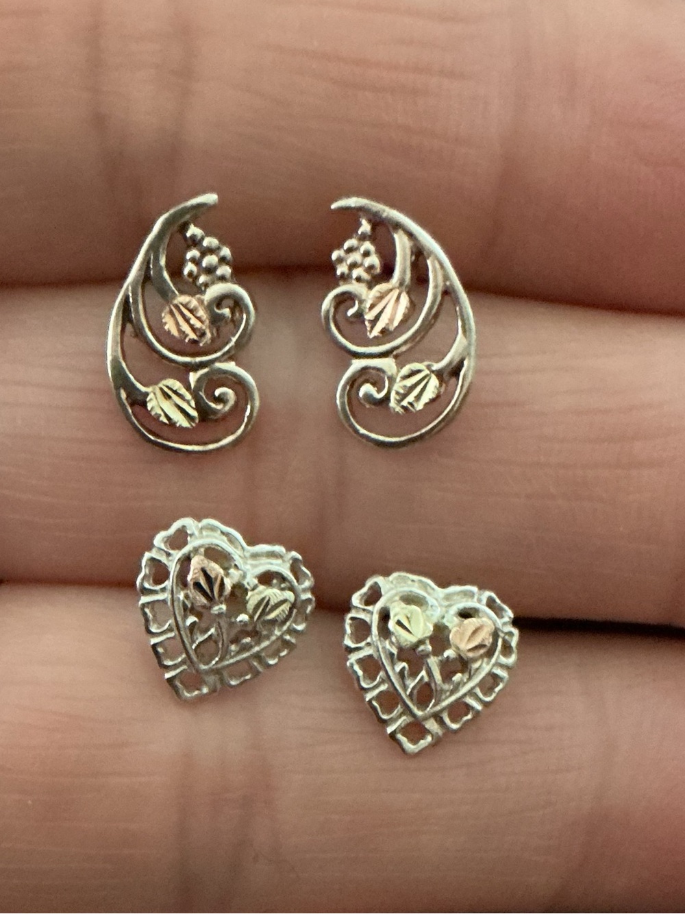 2 Pairs Black Hills Gold 925 12K 10K Stud Earrings